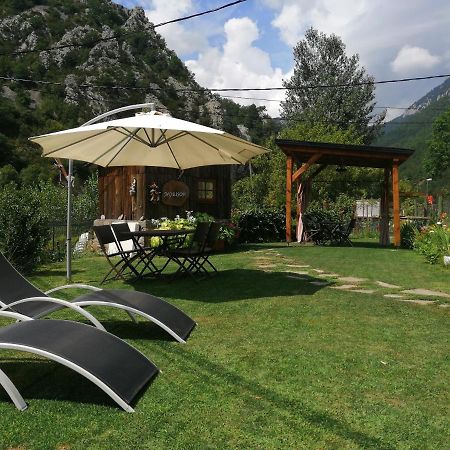 Apartamentos Mobison Salinas de Bielsa エクステリア 写真