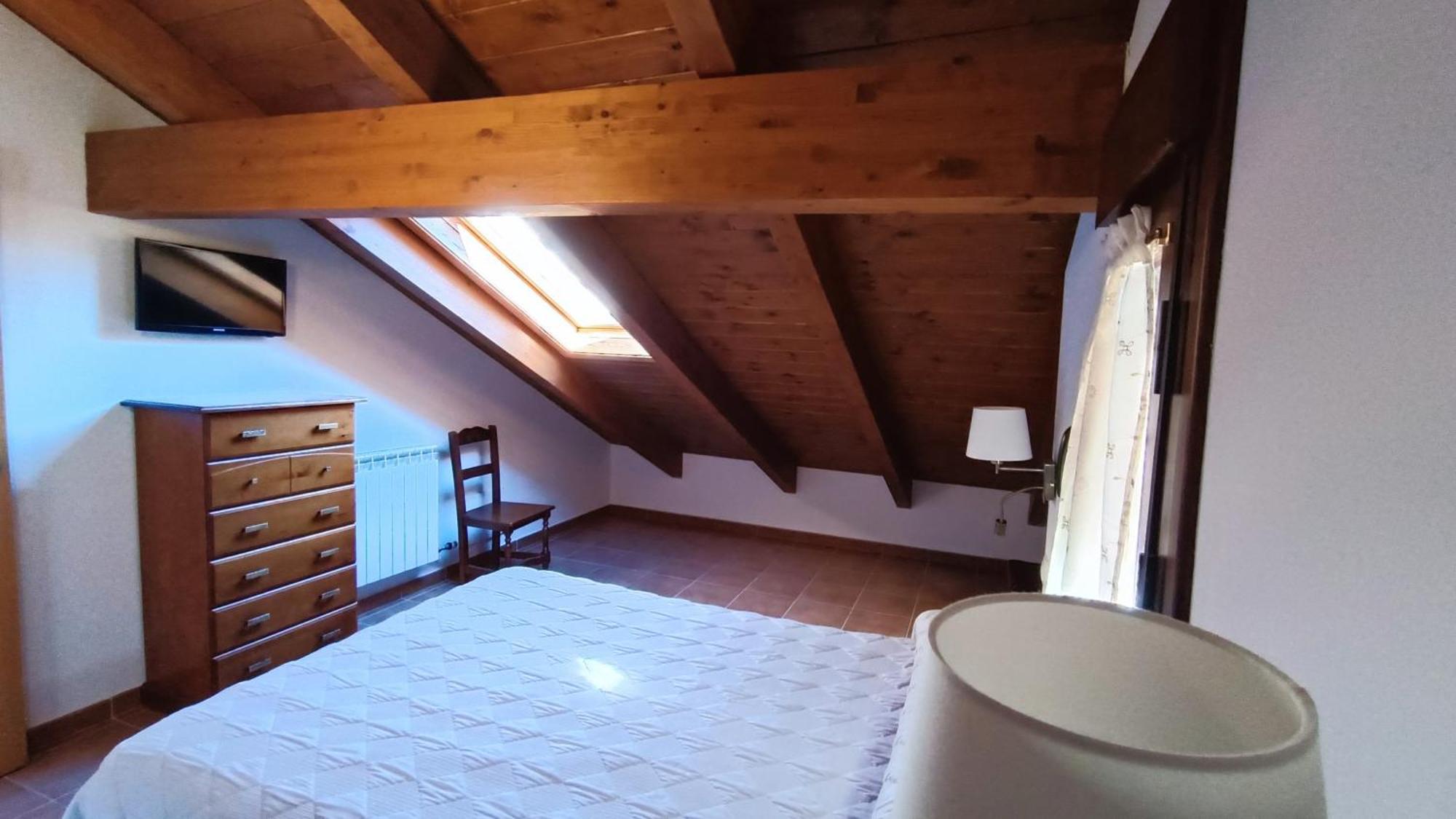 Apartamentos Mobison Salinas de Bielsa エクステリア 写真