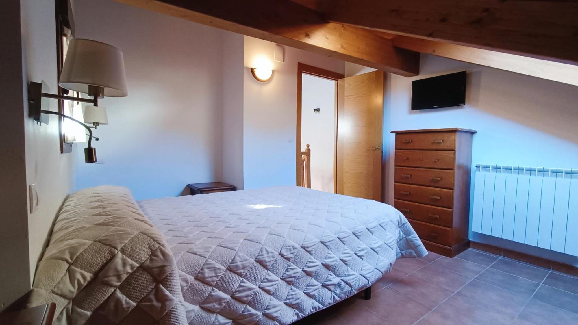 Apartamentos Mobison Salinas de Bielsa エクステリア 写真