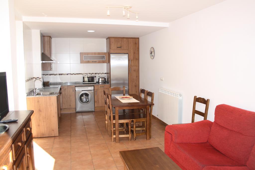 Apartamentos Mobison Salinas de Bielsa エクステリア 写真